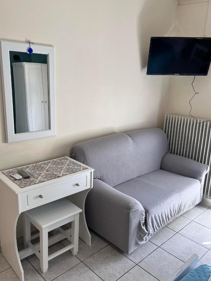 Roxani Studios-Apartments Petra  Exteriör bild